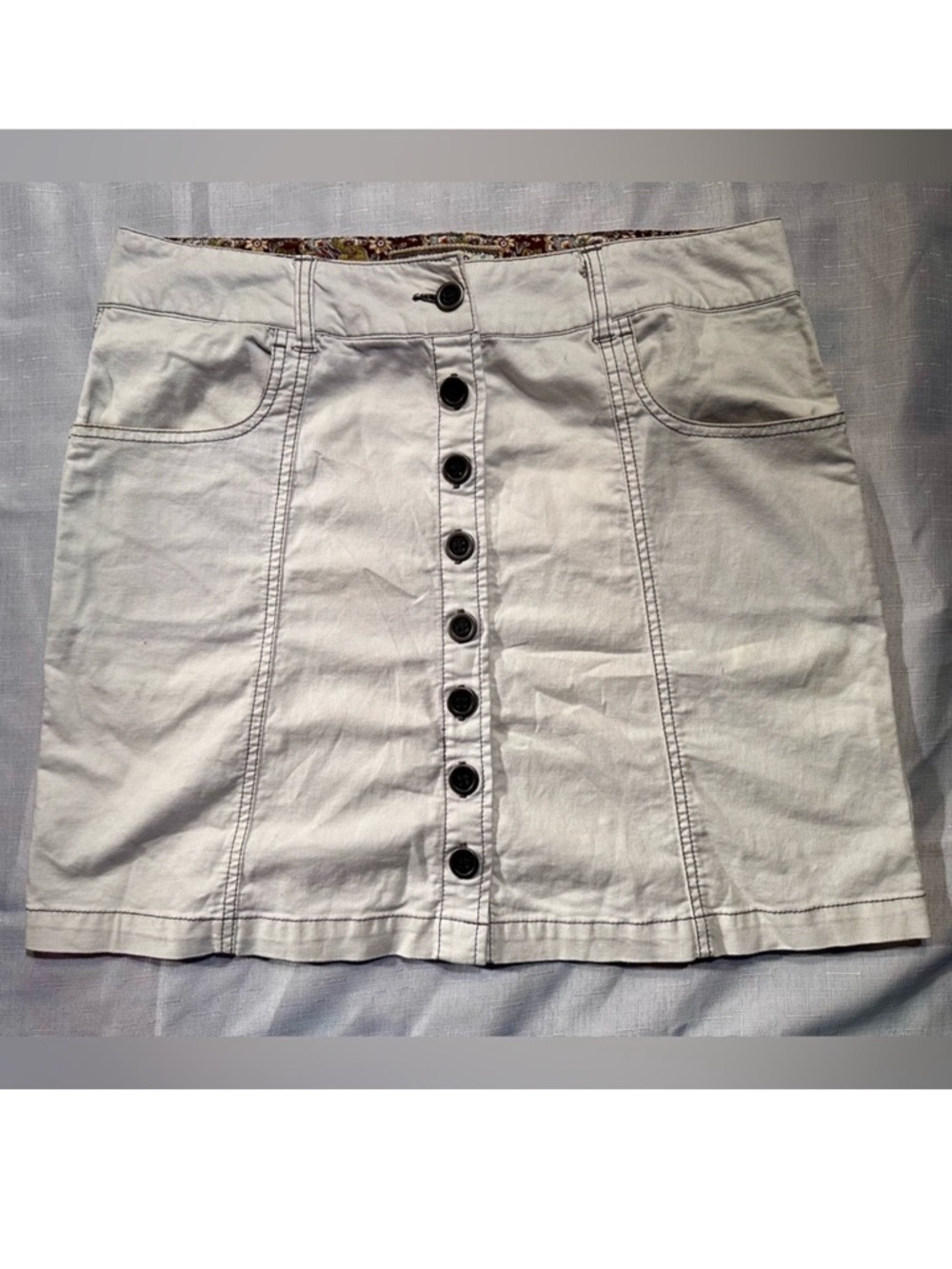 Aventura Women's Button-Front Mini Skirt in Cream